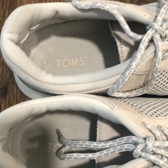 TOMS Women's Arroyo women sneakers gray and baby blue size 8.5 - Picture 10 of 11